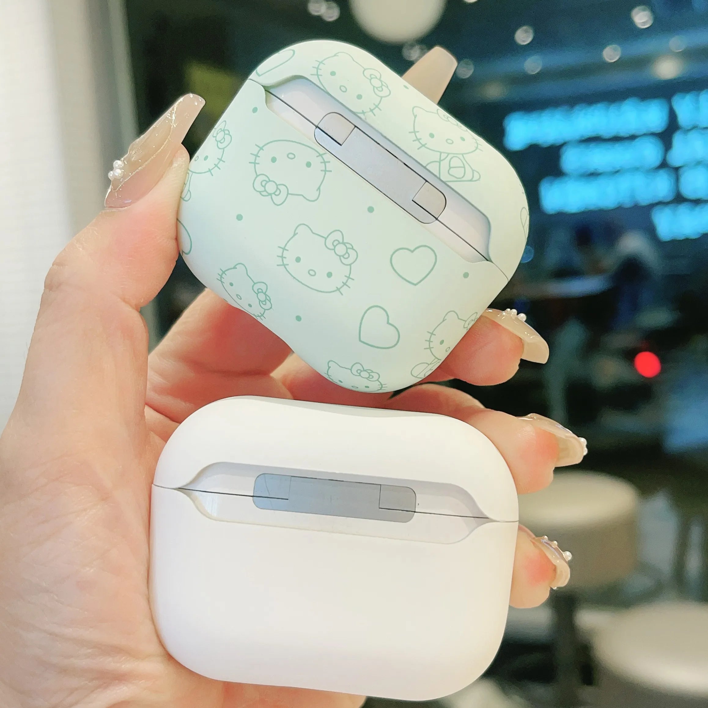 Apple Airpods Hello Kitty White Silicone Case