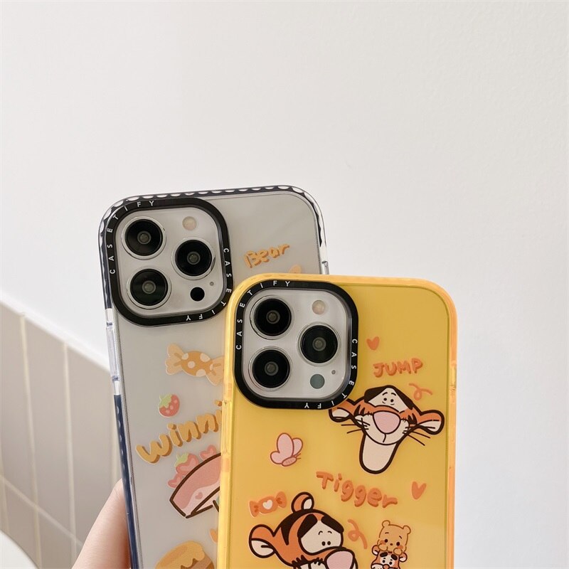 Apple iPhone Winnie & Friends 2 Luxury Silicone Case