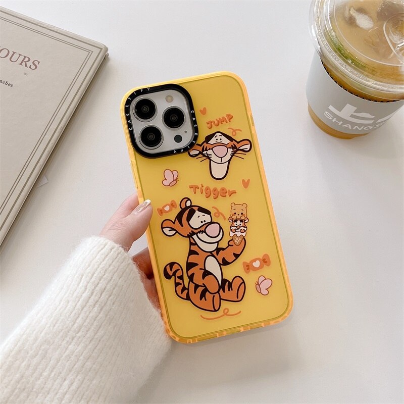 Apple iPhone Winnie & Friends 2 Luxury Silicone Case