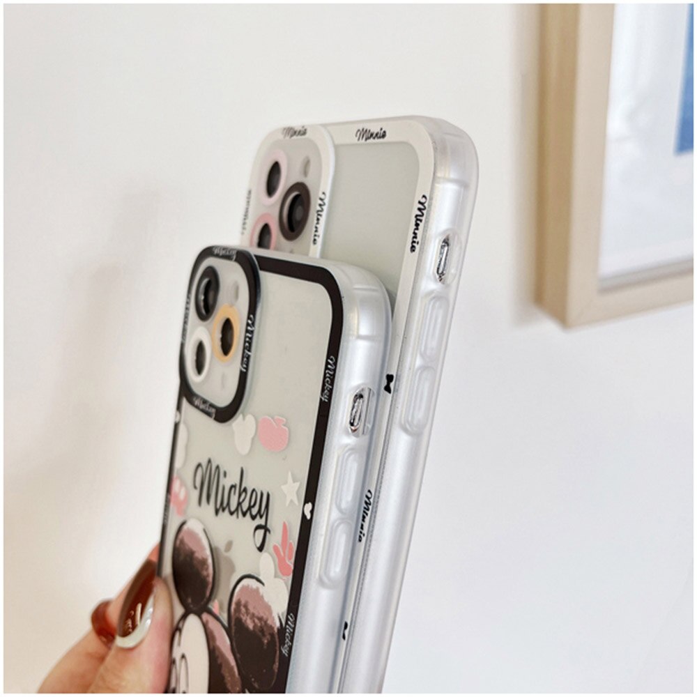 Apple iPhone Mickey and Minnie Painting Soft Silicone Case